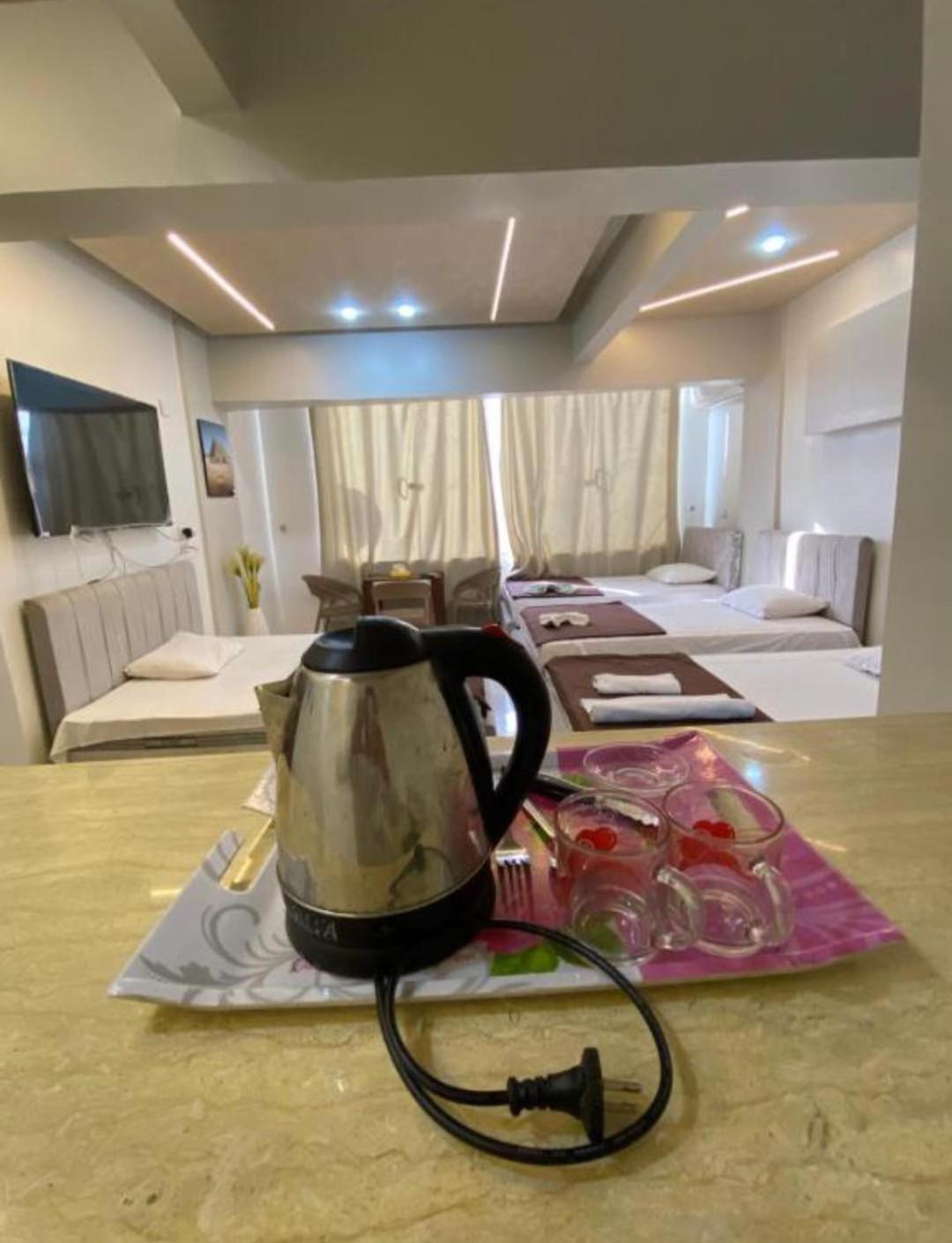 Pyramids Family Inn Kafrat al Jabal Exterior photo